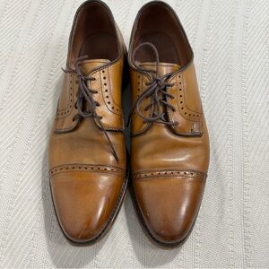 Allen Edmonds Clifton Walnut Brown leather cap toe shoes, size 10D